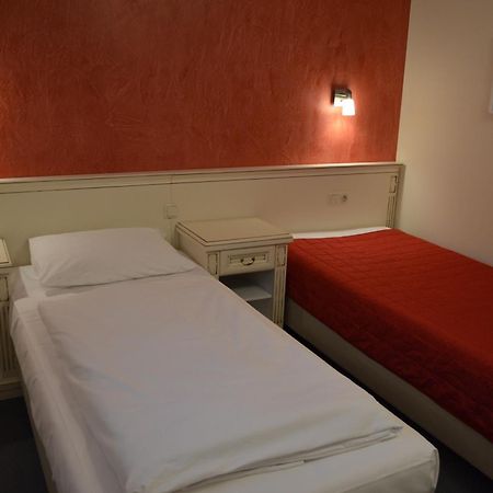 Hotel Pension Bellevue Bad Doberan Chambre photo