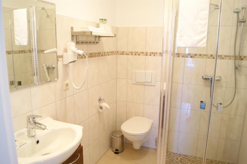 Hotel Pension Bellevue Bad Doberan Chambre photo